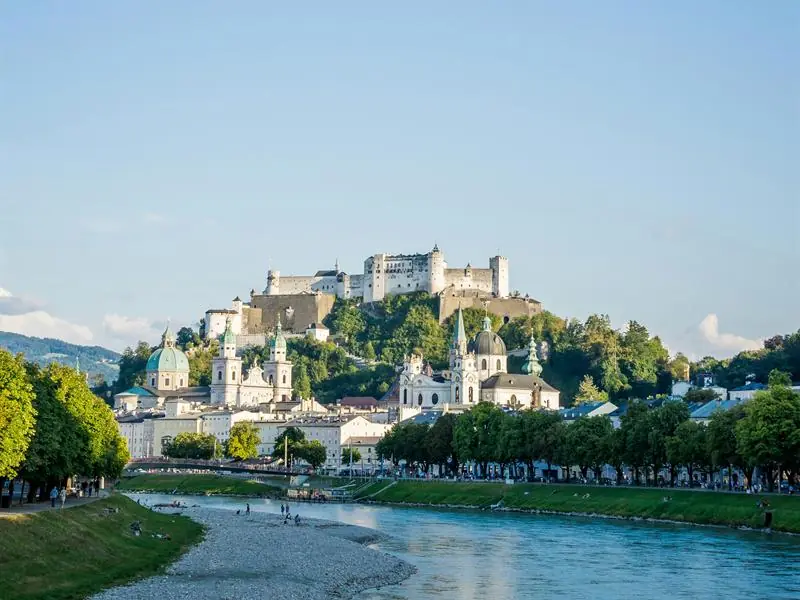Altstadt und Festung Hohensalzburg in Salzburg, Österreich